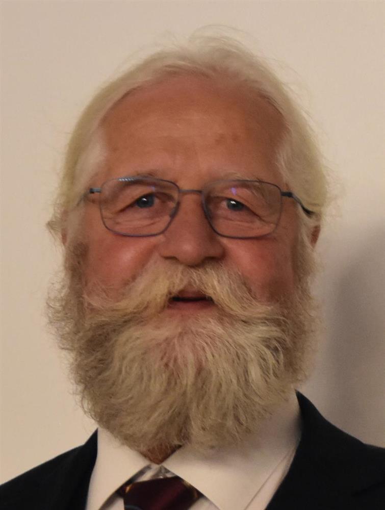 Portrett av Einar Hyllvang - Klikk for stort bilde